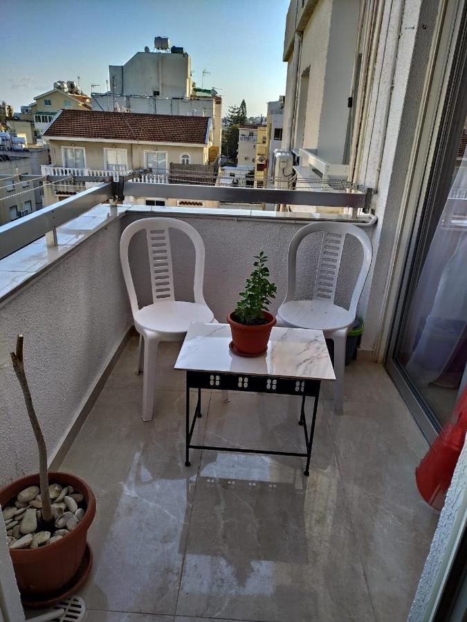 1 Bedroom Apartment Larnaca Esterno foto