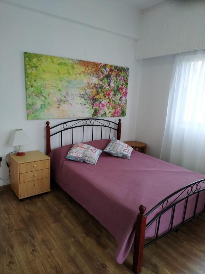 1 Bedroom Apartment Larnaca Esterno foto